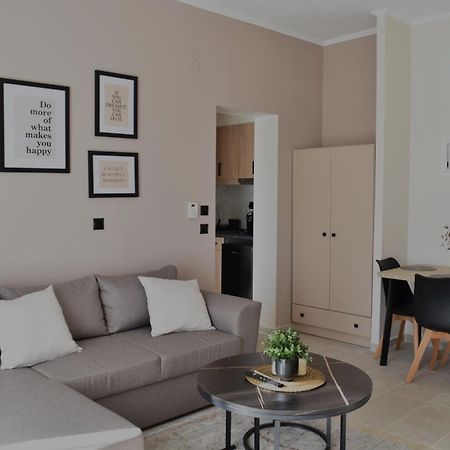 Pnoe Apartments Loutraki  Luaran gambar