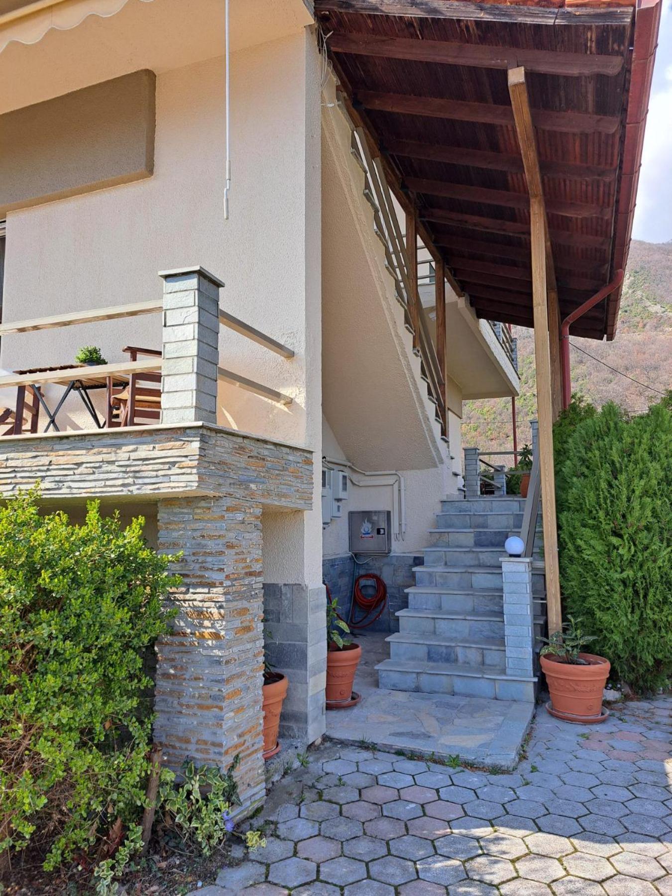 Pnoe Apartments Loutraki  Luaran gambar